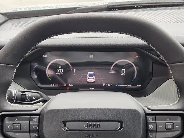 2026 Jeep Cherokee Laredo 4x4