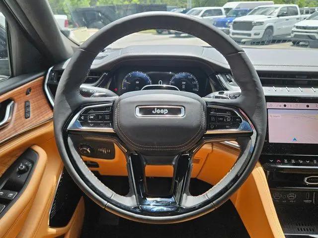 2026 Jeep Grand Cherokee Summit 4x4