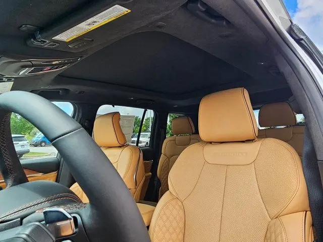 2026 Jeep Grand Cherokee Summit 4x4