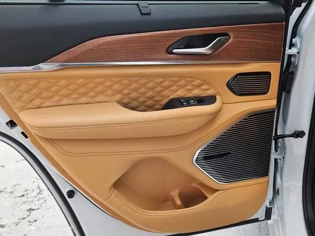 2026 Jeep Grand Cherokee Summit 4x4
