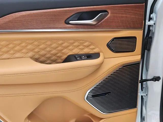 2026 Jeep Grand Cherokee Summit 4x4