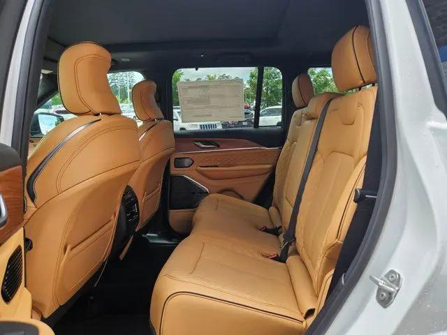 2026 Jeep Grand Cherokee Summit 4x4