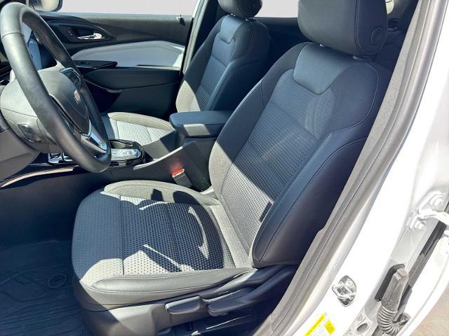 2024 Chevrolet Trax FWD LT
