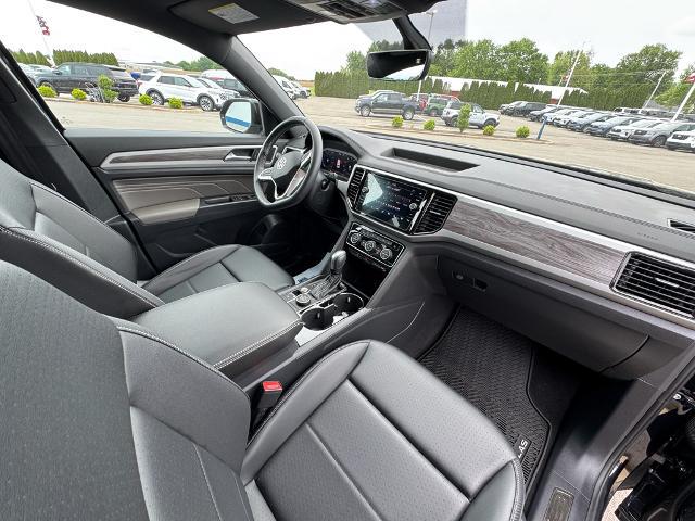 2022 Volkswagen Atlas Cross Sport 3.6L V6 SE w/Technology