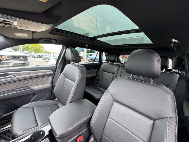 2022 Volkswagen Atlas Cross Sport 3.6L V6 SE w/Technology