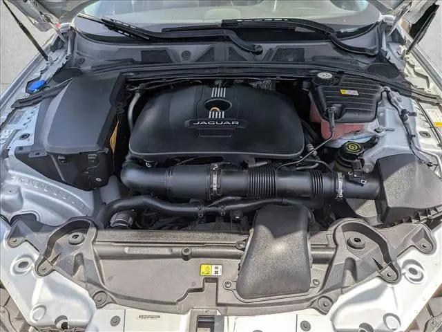 2015 Jaguar XF 2.0T Premium