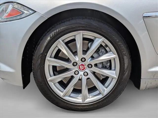 2015 Jaguar XF 2.0T Premium
