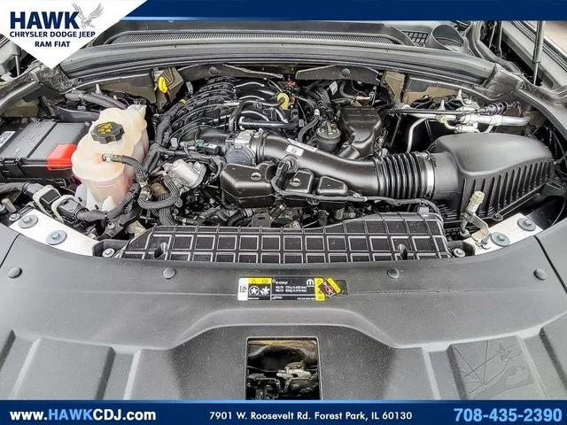 2023 Jeep Grand Cherokee Laredo 4x4