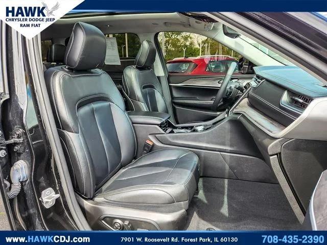 2023 Jeep Grand Cherokee L Limited 4x4