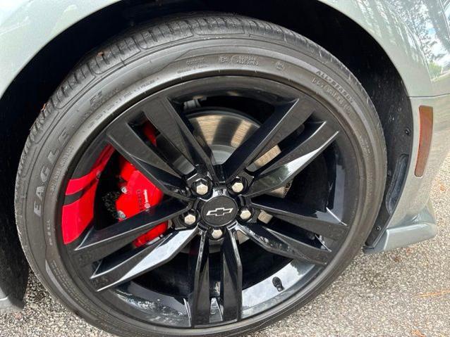 2024 Chevrolet Camaro RWD Convertible 2LT