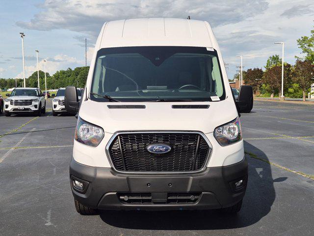 2025 Ford Transit Cargo Van 148 WB High Roof Extended Carg