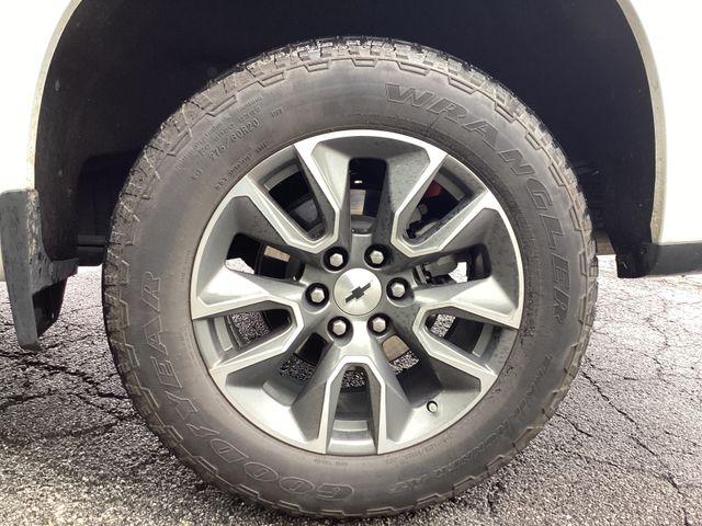 2023 Chevrolet Silverado 1500 4WD Crew Cab Short Bed RST