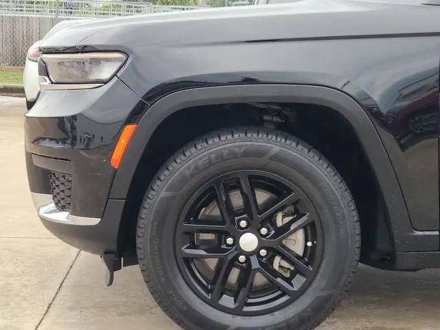 2021 Jeep Grand Cherokee Laredo 4x2
