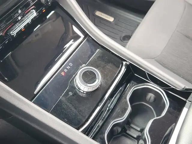 2021 Jeep Grand Cherokee Laredo 4x2