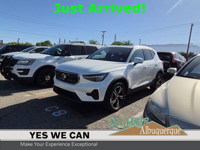 2025 Volvo XC40 B5 Core Bright Theme for sale in Albuquerque, NM
