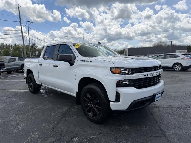 2021 Chevrolet Silverado 1500 4WD Crew Cab Short Bed Custom