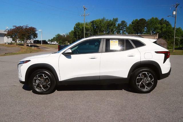 2025 Chevrolet Trax FWD LT