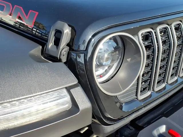 2025 Jeep Wrangler 4-Door Rubicon 4x4