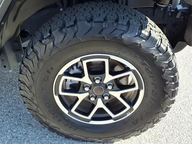 2025 Jeep Wrangler 4-Door Rubicon 4x4