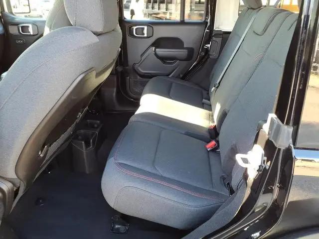 2025 Jeep Wrangler 4-Door Rubicon 4x4