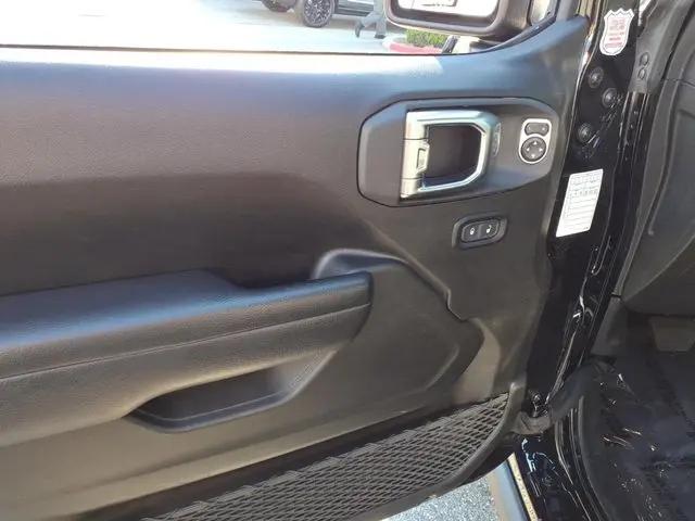 2025 Jeep Wrangler 4-Door Rubicon 4x4