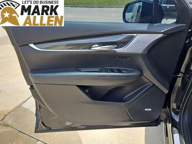 2023 Cadillac XT6 AWD Sport