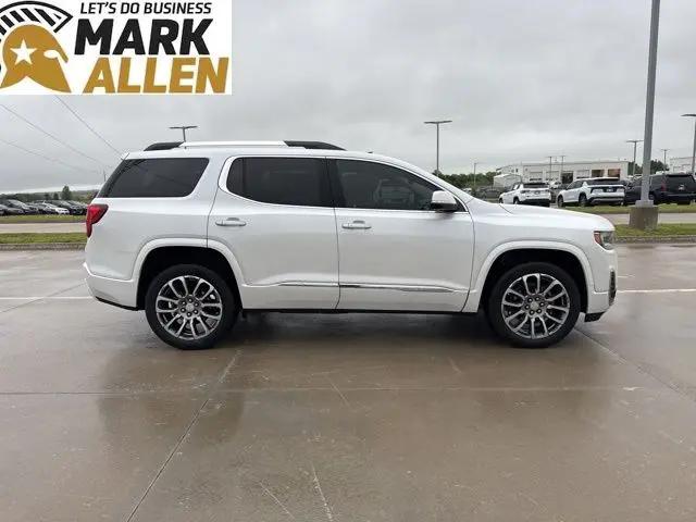 2022 GMC Acadia FWD Denali