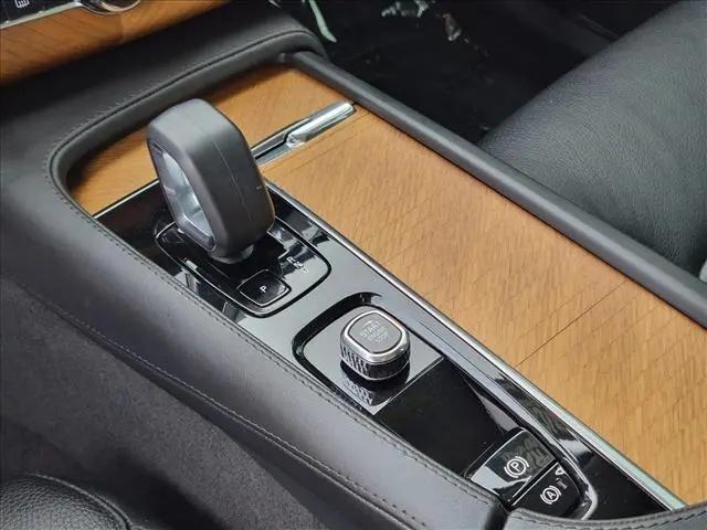 2023 Volvo XC90 B6 Plus 7-Seater