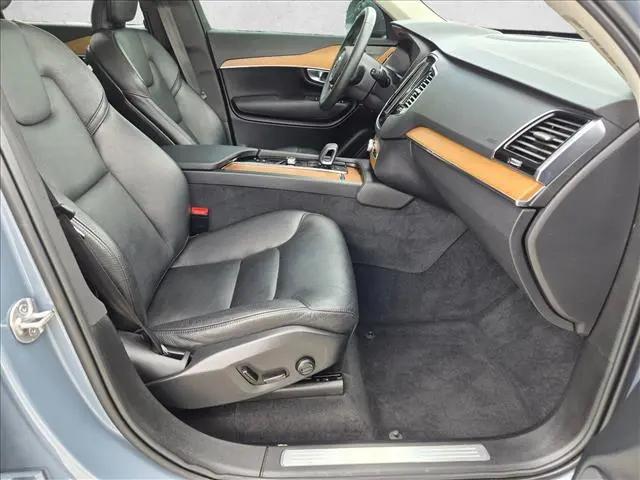 2023 Volvo XC90 B6 Plus 7-Seater