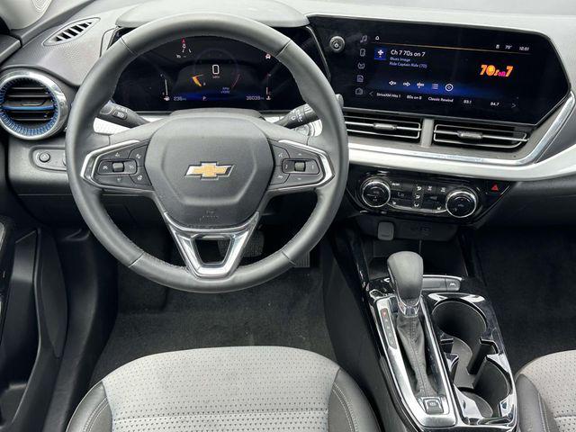 2025 Chevrolet Trax FWD LT