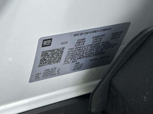 2025 Chevrolet Trax FWD LT
