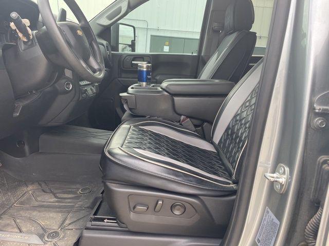 2024 Chevrolet Silverado 2500HD 4WD Crew Cab Standard Bed Custom