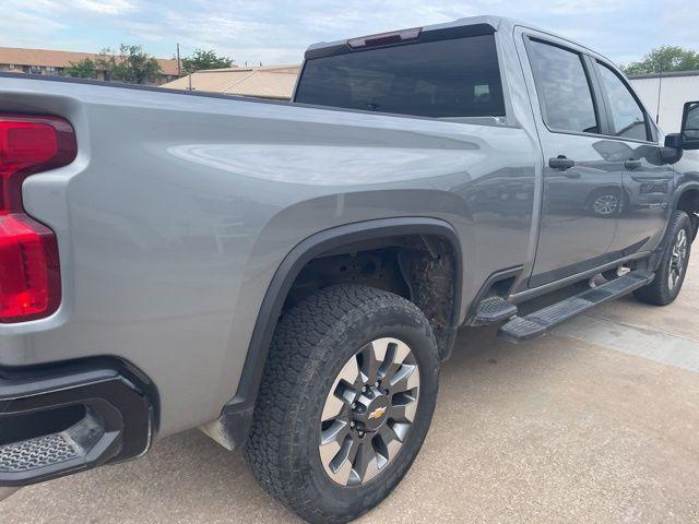 2024 Chevrolet Silverado 2500HD 4WD Crew Cab Standard Bed Custom