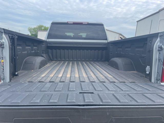 2024 Chevrolet Silverado 2500HD 4WD Crew Cab Standard Bed Custom