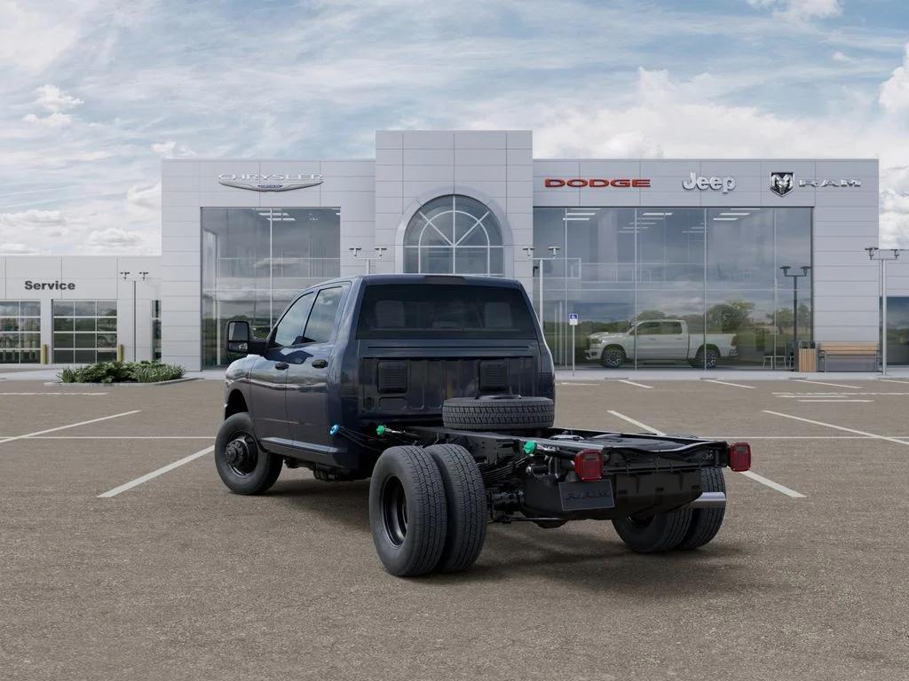 2026 RAM 3500 Chassis RAM 3500 TRADESMAN CREW CAB CHASSIS 4X4 60 CA