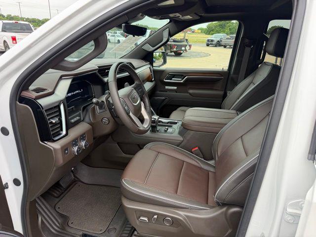 2025 GMC Sierra 1500 4WD Crew Cab Short Box Denali