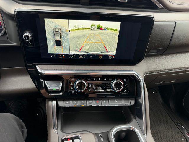 2025 GMC Sierra 1500 4WD Crew Cab Short Box Denali