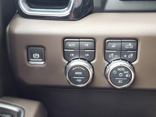 2025 GMC Sierra 1500 4WD Crew Cab Short Box Denali