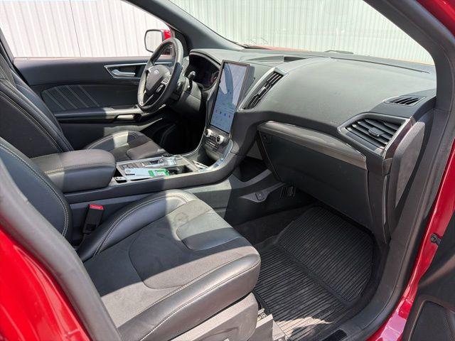 2023 Ford Edge ST
