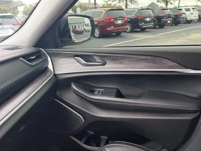 2021 Jeep Grand Cherokee Limited 4x2
