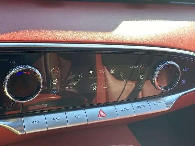 2023 Genesis GV70 2.5T AWD