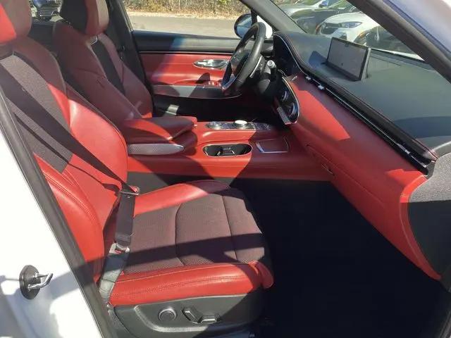 2023 Genesis GV70 2.5T AWD