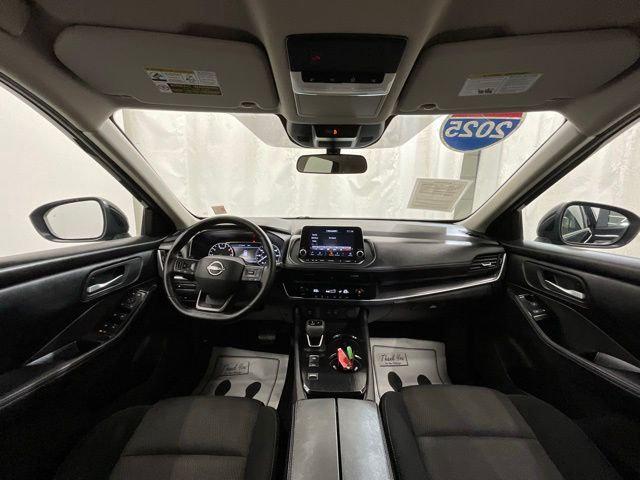 2025 Nissan Rogue SV FWD