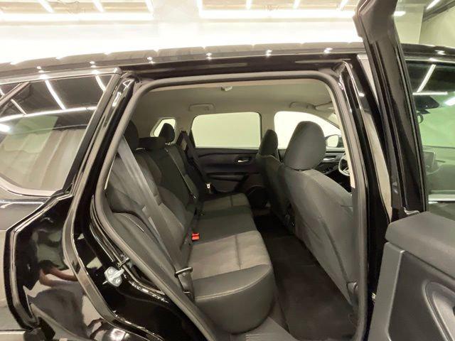 2025 Nissan Rogue SV FWD