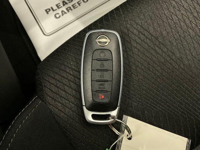 2025 Nissan Rogue SV FWD