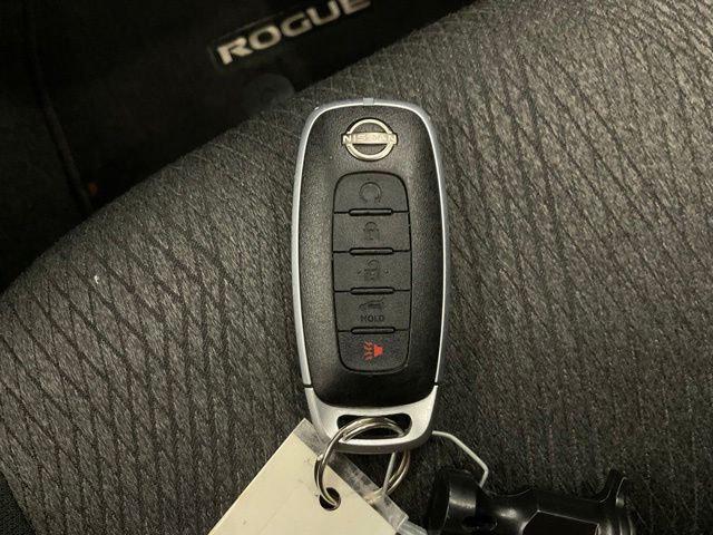 2025 Nissan Rogue SV FWD