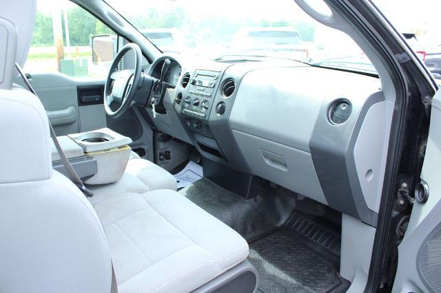 2006 Ford F-150 XL
