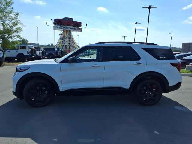 2024 Ford Explorer ST-Line