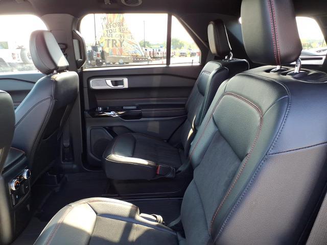 2024 Ford Explorer ST-Line