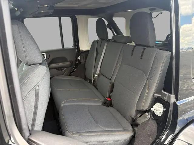 2025 Jeep Wrangler 4xe Sahara 4xe